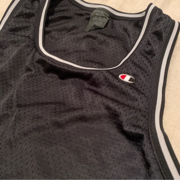 Champion cropped black tank jersey - medium - Picture 9 of 10